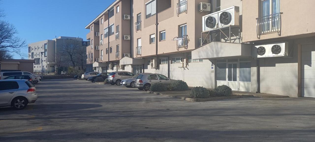 Marys Home Apartment Medugorje Exterior photo